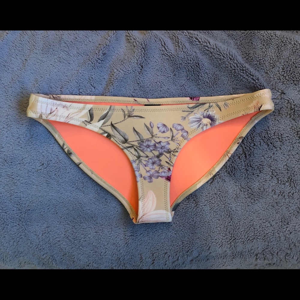 triangl coco floral affair bikini *bottoms only*